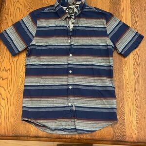 Volcom Collared shirt